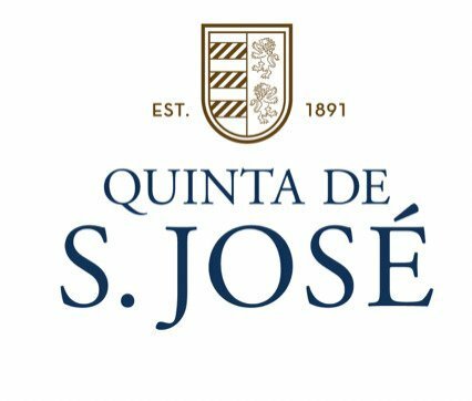 João Brito e Cunha, logo 